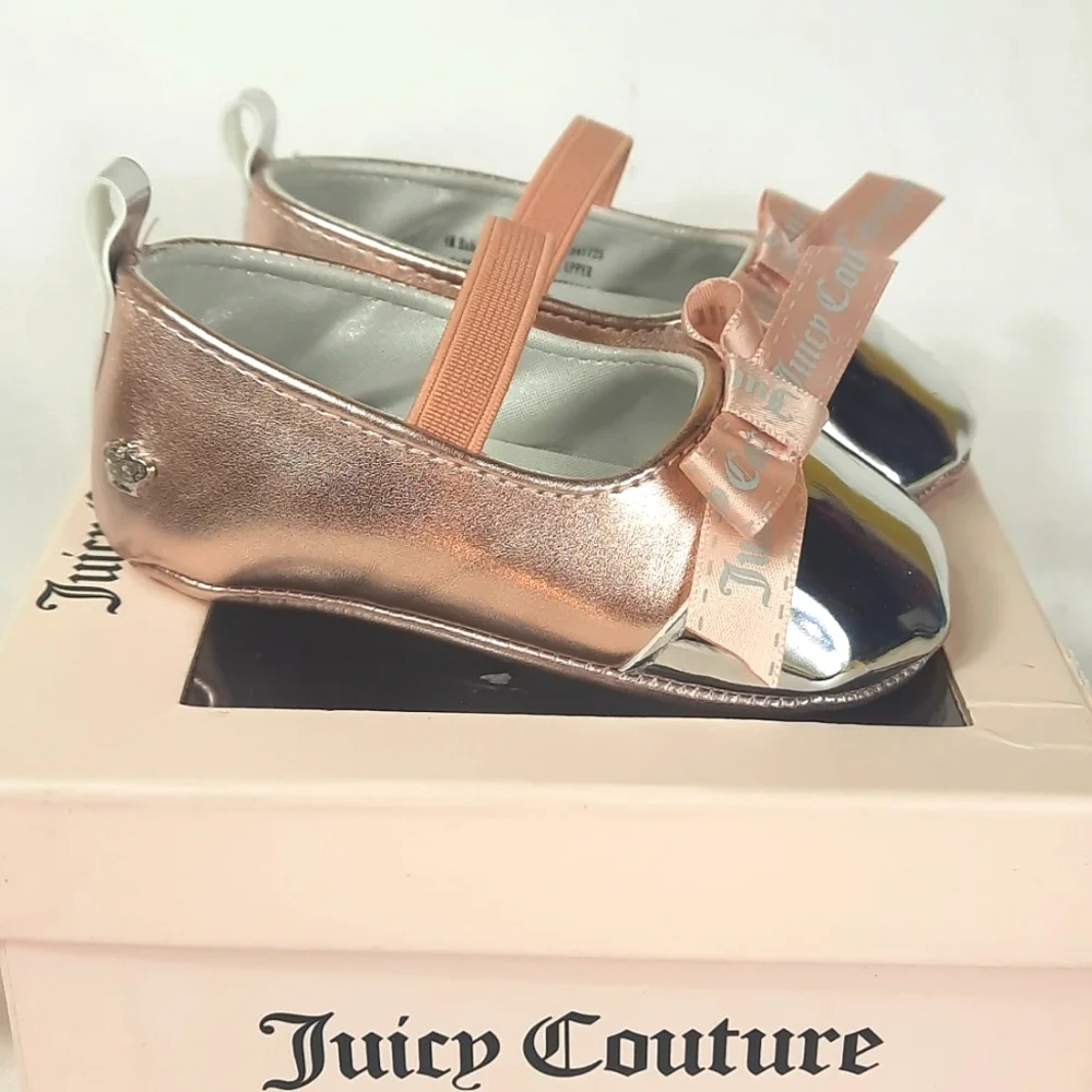 Juicy Couture Baby Venice Baby Shoes Size 4 Rose Gold Silver Metallic with Box